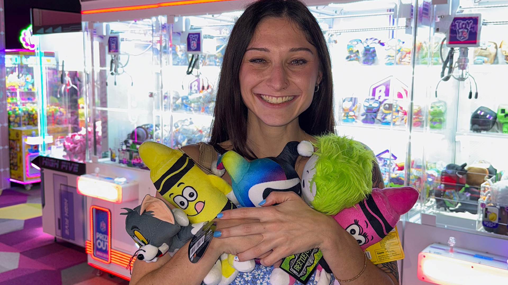 Clam game prizes | Orlando Arcade | Mystery Fun House Arcade Experience, powered by Chuck E. Cheese